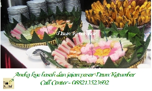 Jajanan pasar Jakarta Pusat