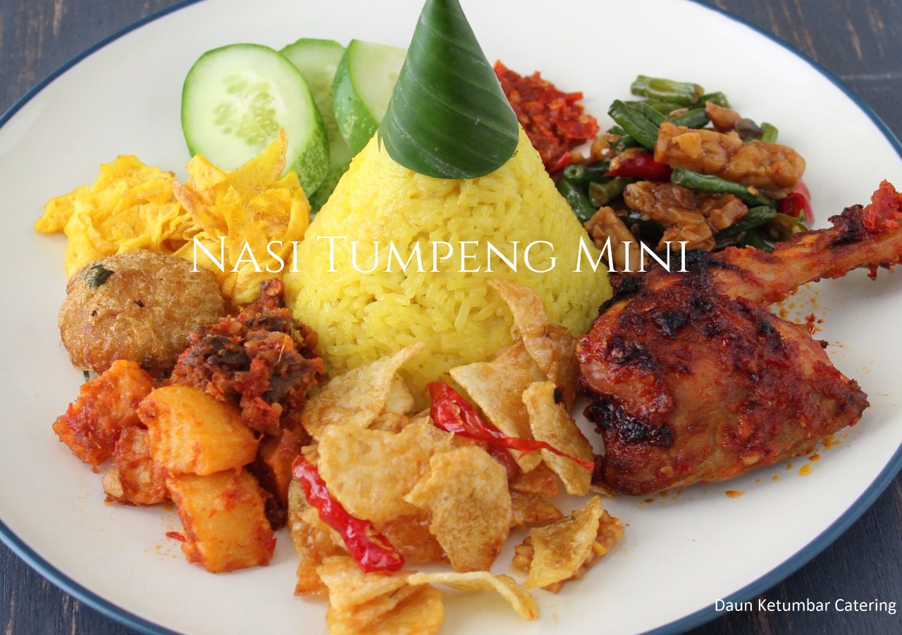 Nasi Tumpeng Mini Kuning Dus