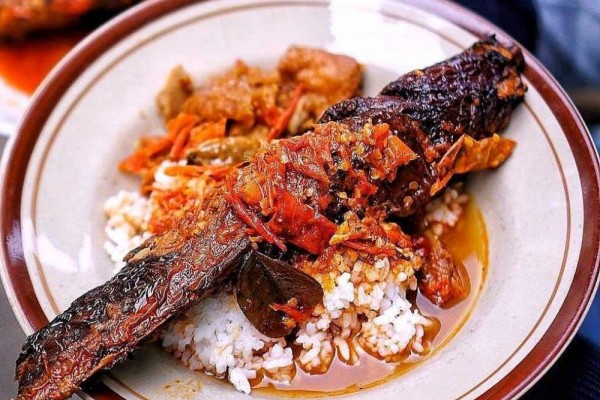 NASI MANGUT LELE